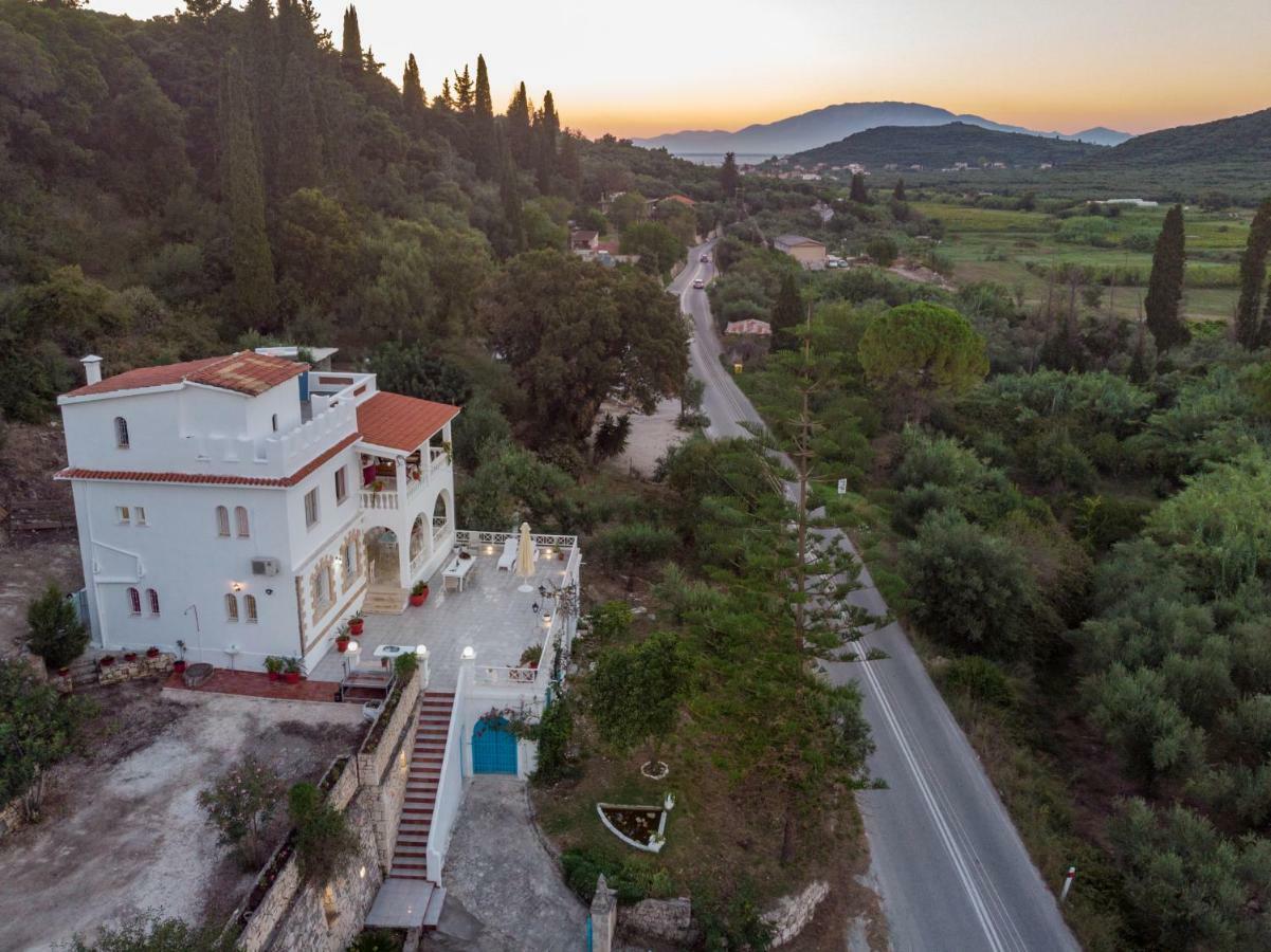 Amalia Country House Áno Yerakaríon Buitenkant foto